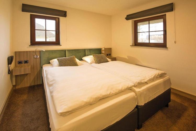 Holiday Resort Van Der Valk, Linstow Dobbin-Linstow Екстер'єр фото